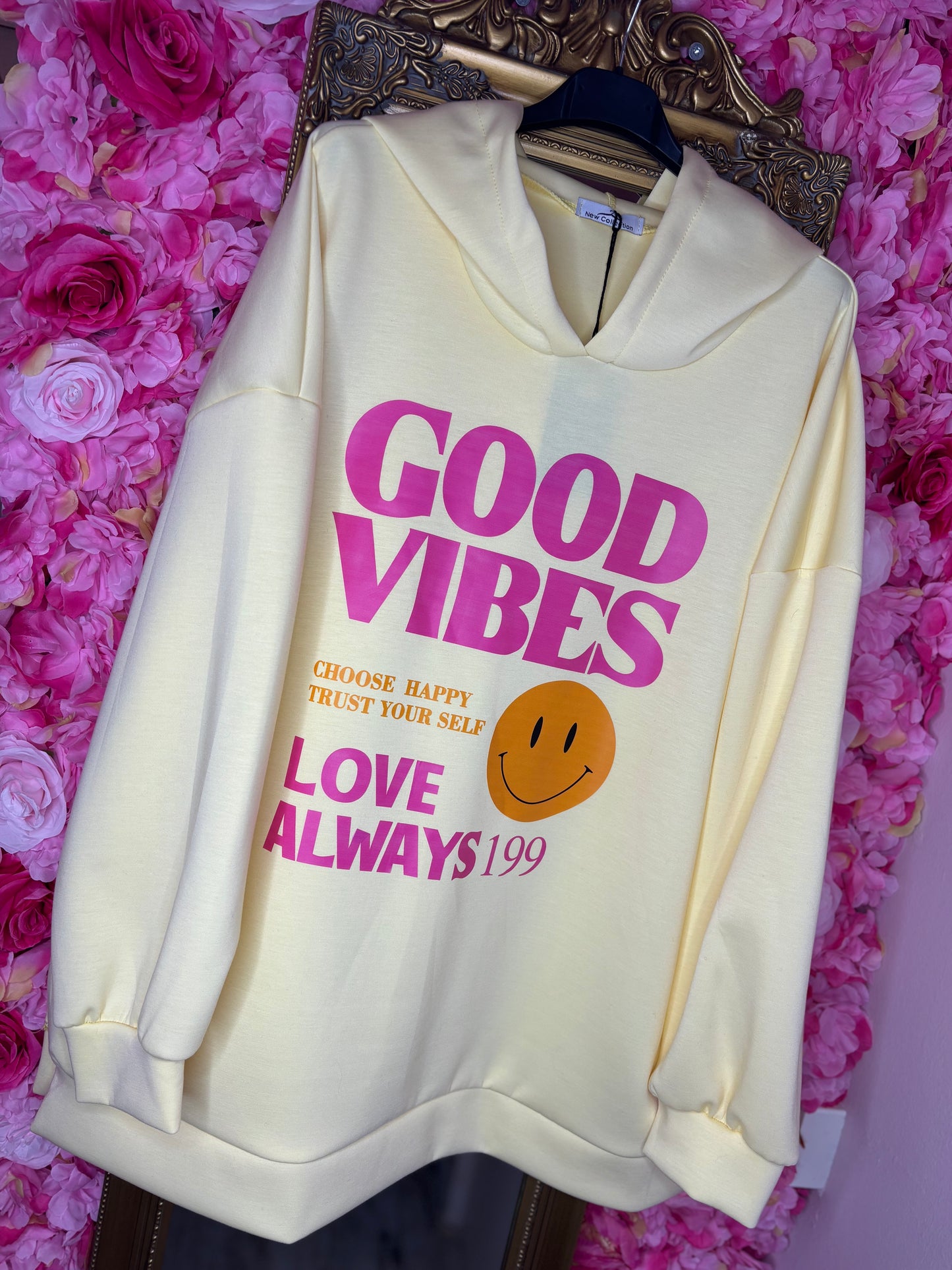 Hoodie Good Vibes Geel Plus Size Maat 44 t/m 50