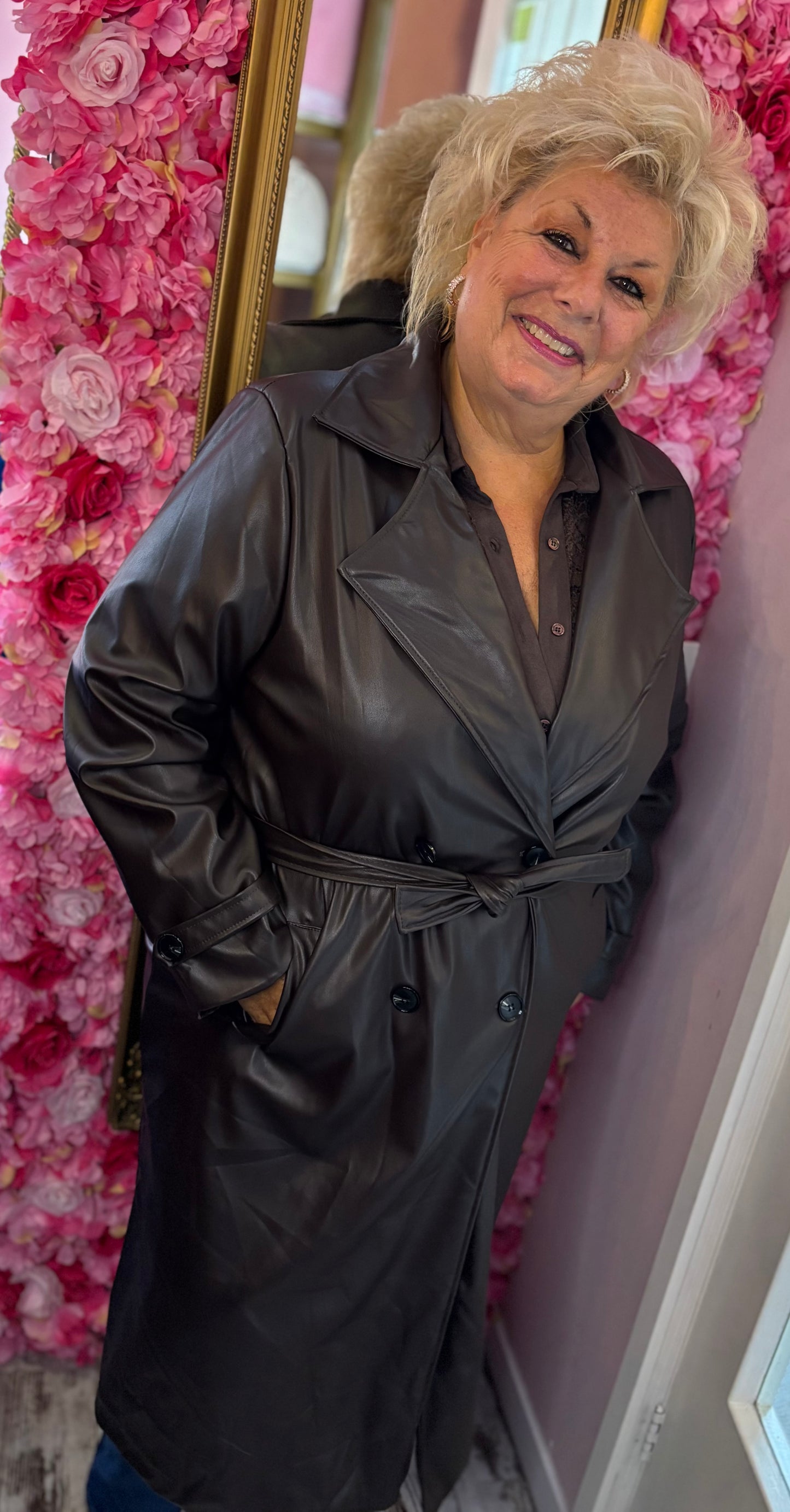 Trenchcoat Leather Look Bruin Plus Size maat 48 t/m 52