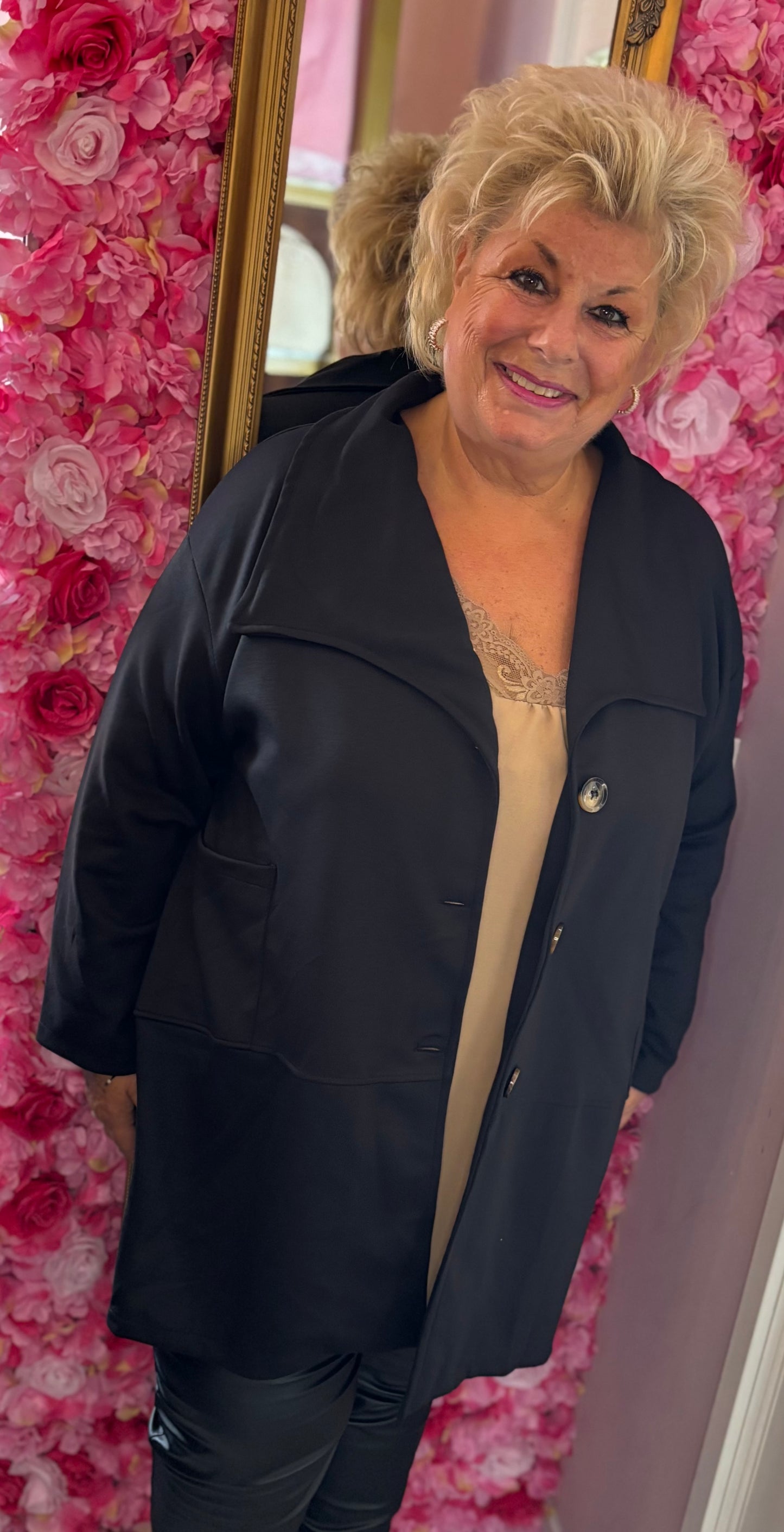 Vest Soft Zwart Plus size Maat 48 t/m 54