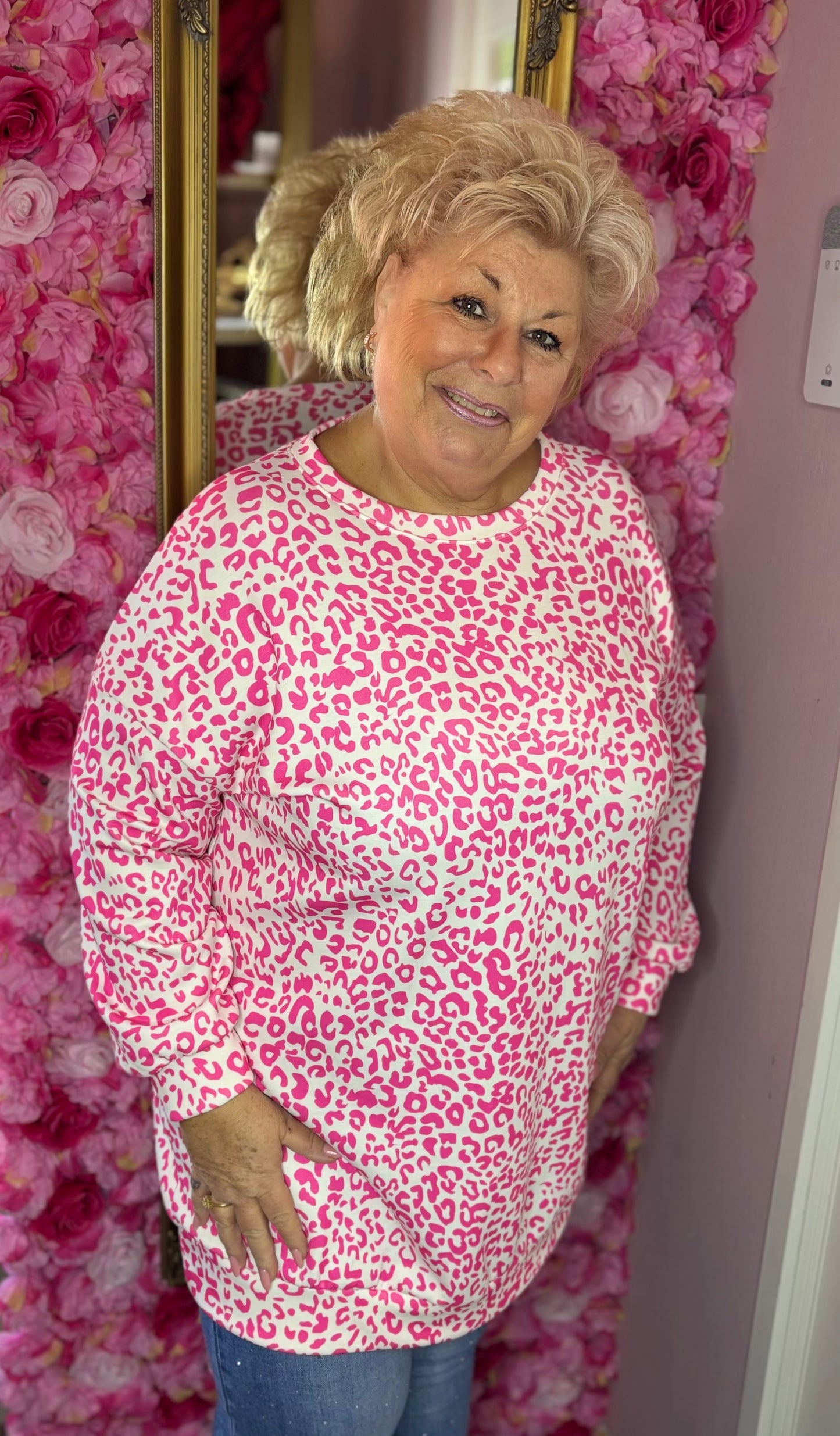 Sweater Happy Panter Fuchsia Plus Size Maat 46 t/m 54