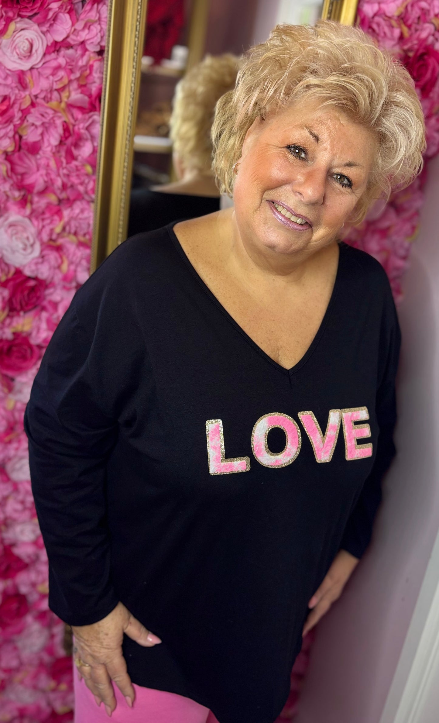 Long Sleeve Love Zwart Plus Size Maat 48 t/m 54