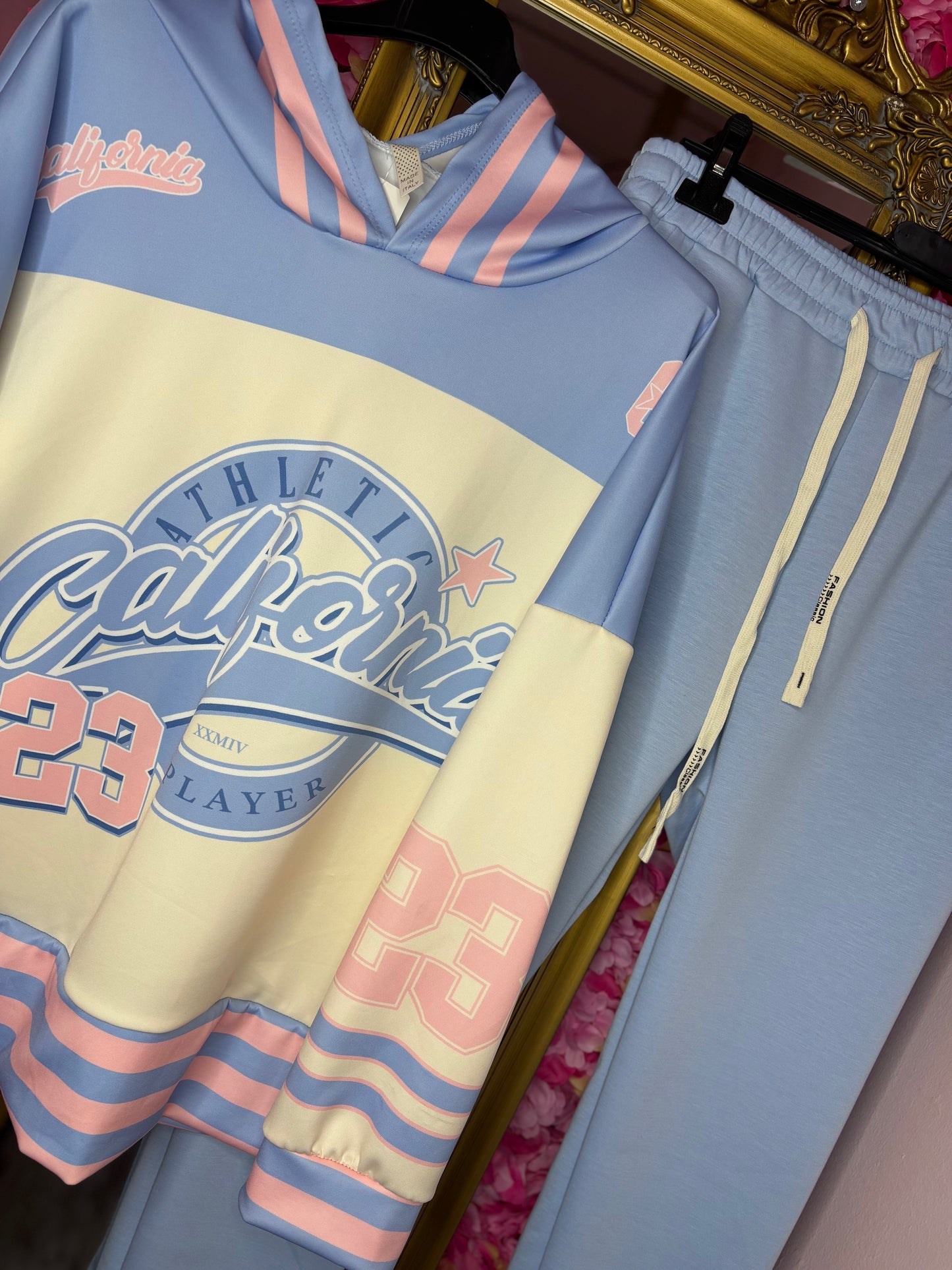 Comfy Set Cali Licht Blauw maat 40 tot maat 48