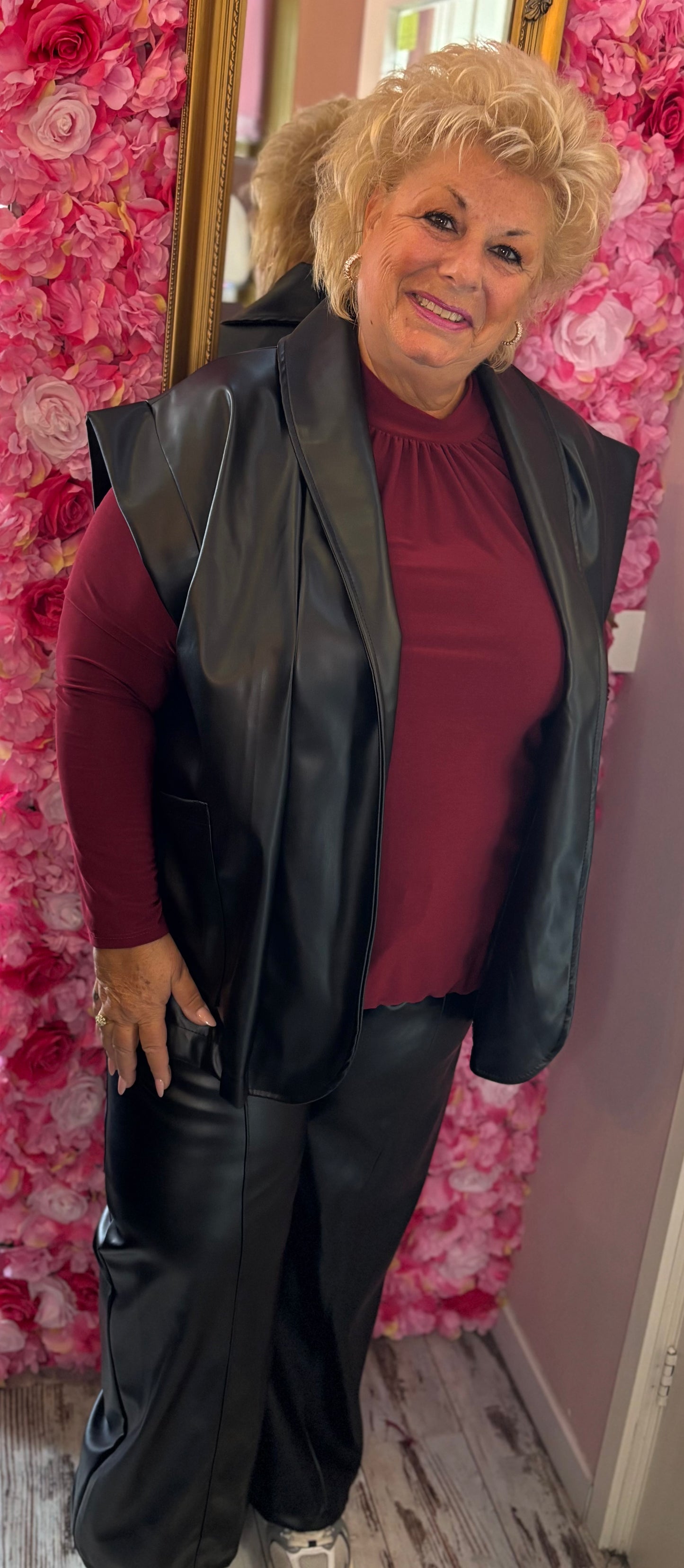 Broek Straight Leather Look Zwart Plus Size Maat 46 t/m 52