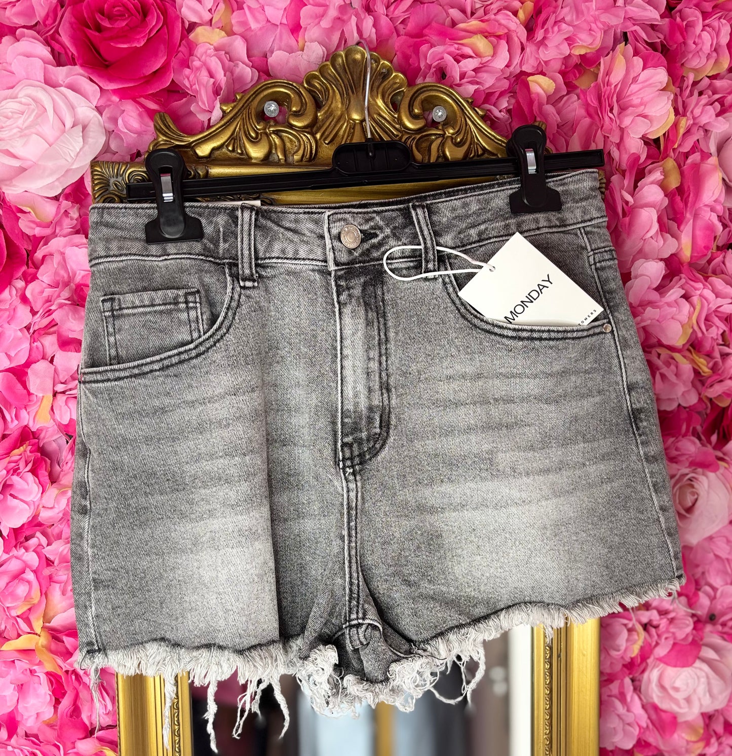 Short Black Glam