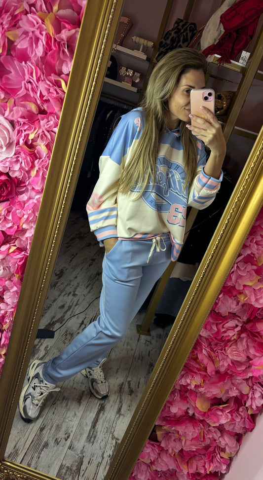 Comfy Set Cali Licht Blauw maat 40 tot maat 48