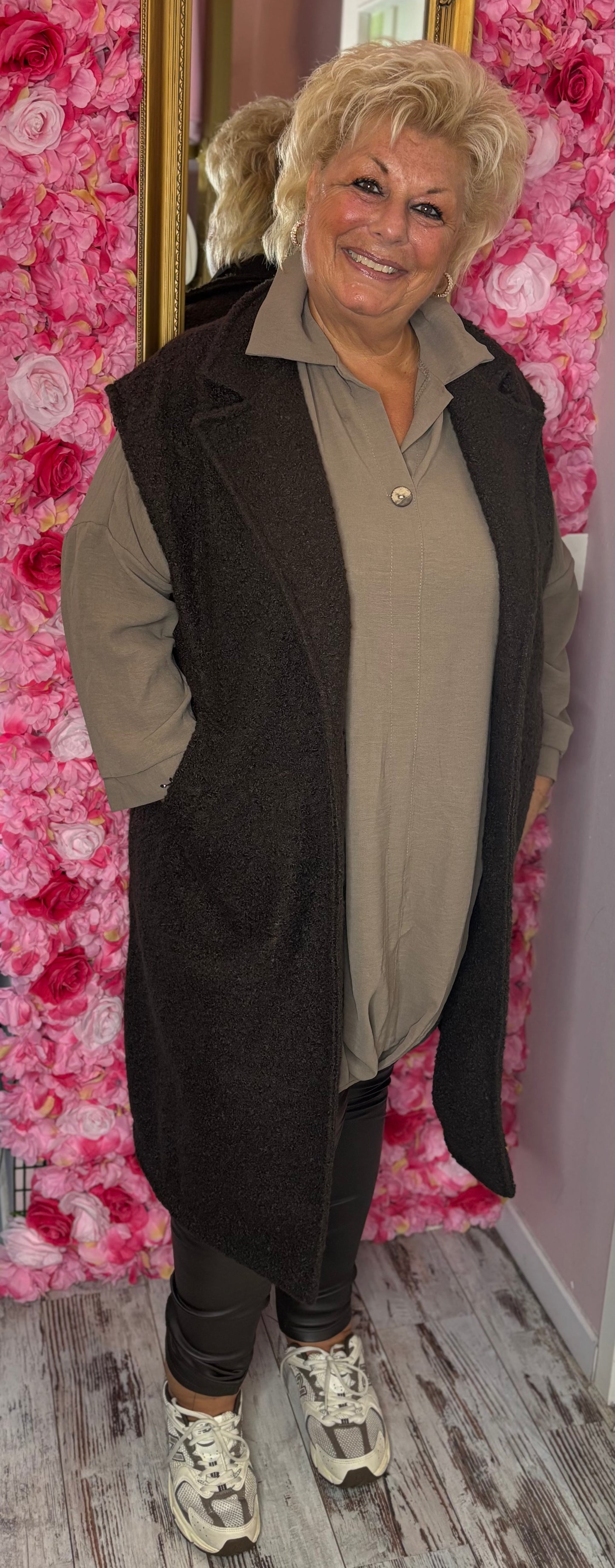 Gilet Boucle Long Bruin Plus Size Maat 48 t/m 54