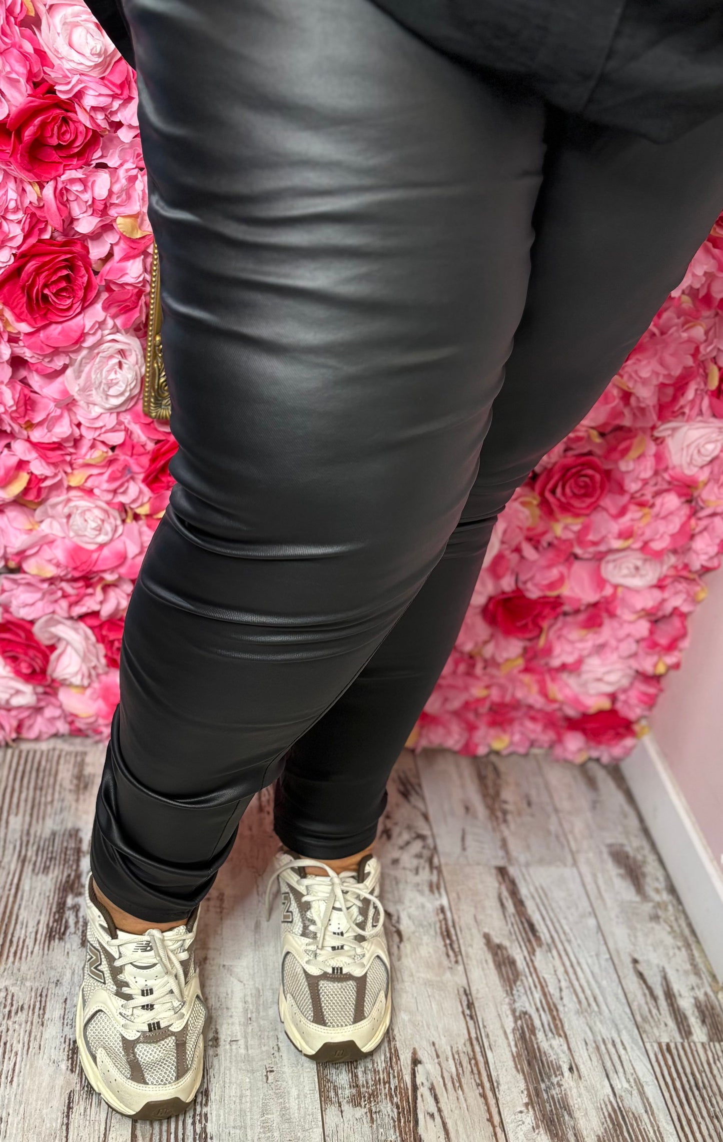 Broek Skinny Gecoat Look Zwart Maat 44 t/m 54