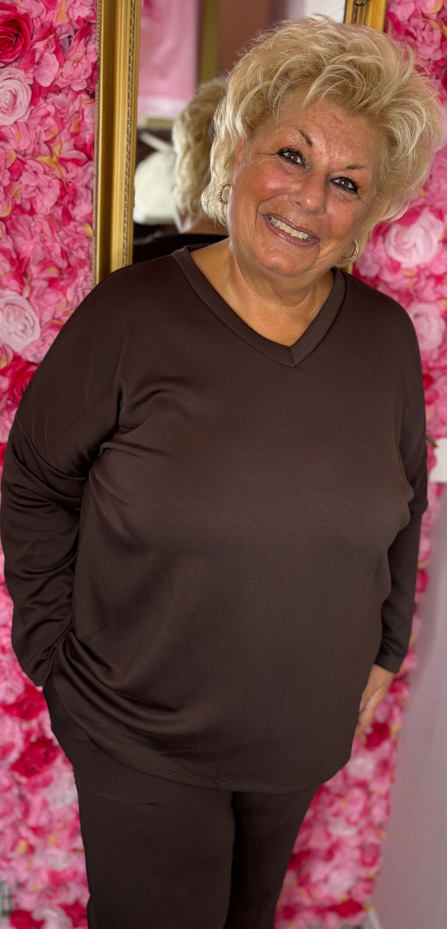 Comfy Set V-Neck Bruin Plus Size maat 46 t/m 52