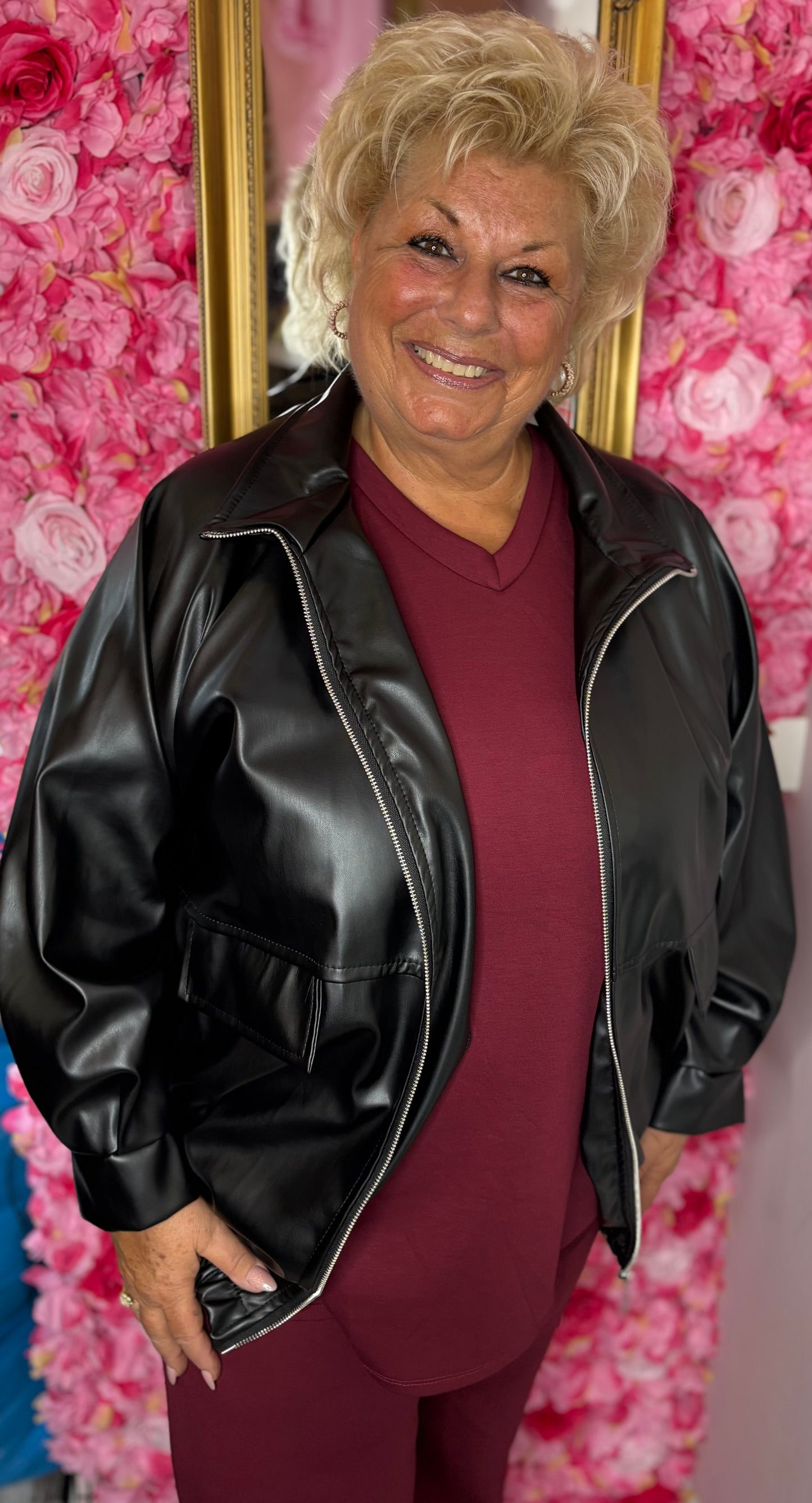 Bomber Leather Look Zwart Plus Size Maat 48 t/m 54