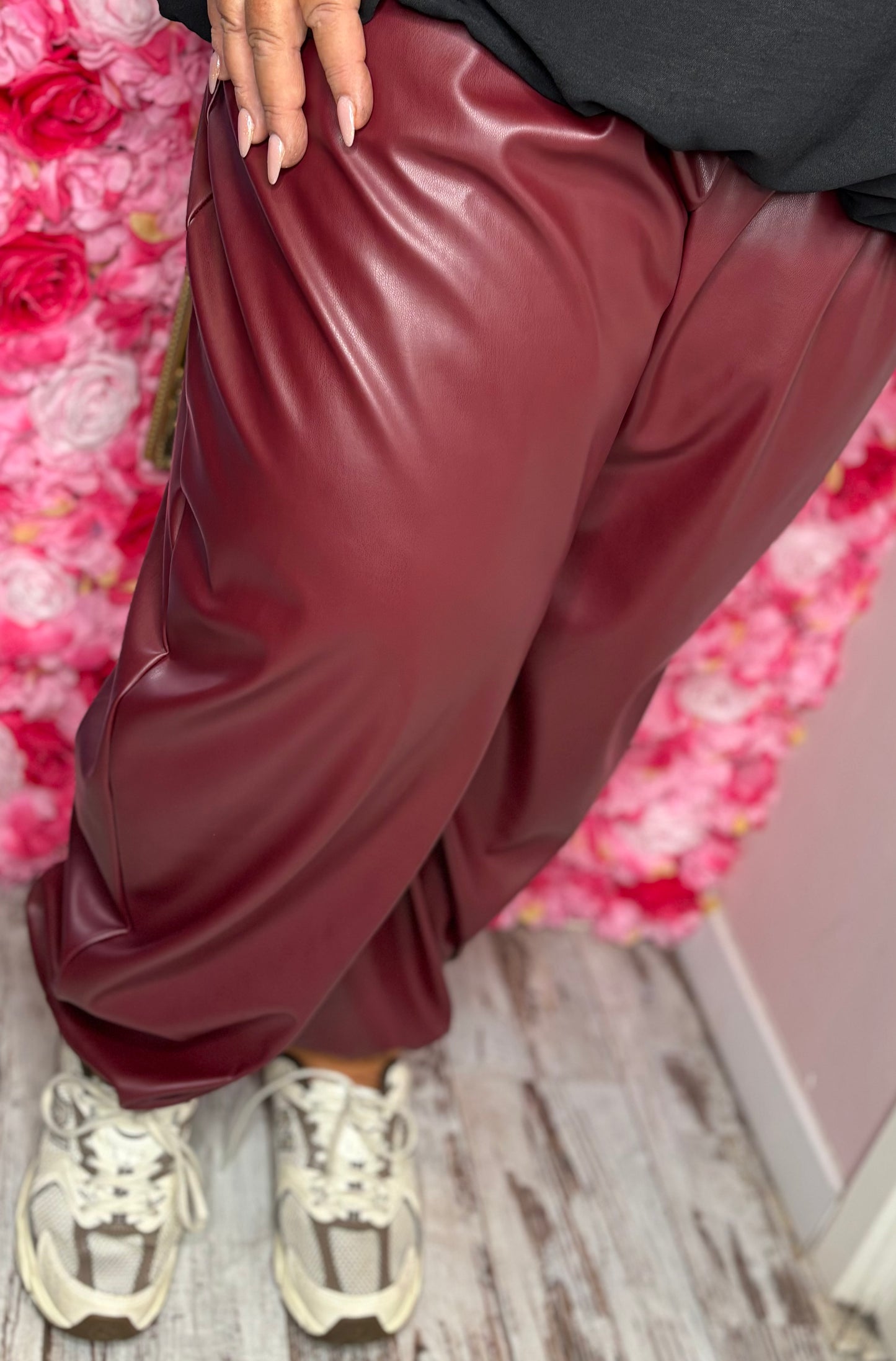 Broek Puff Leather Look Bordeuax Plus Size Maat 48 t/m 54