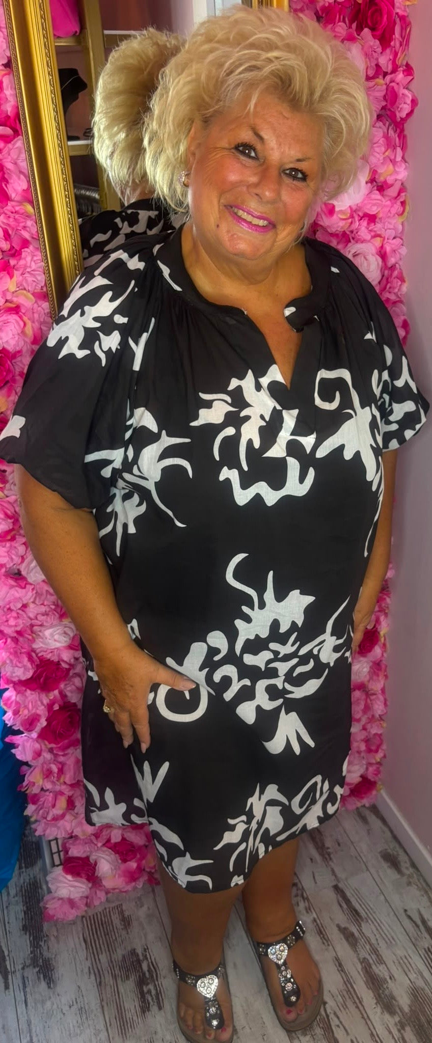Jurk Pofmouw Chic Zwart Plus Size Maat 48 t/m 54
